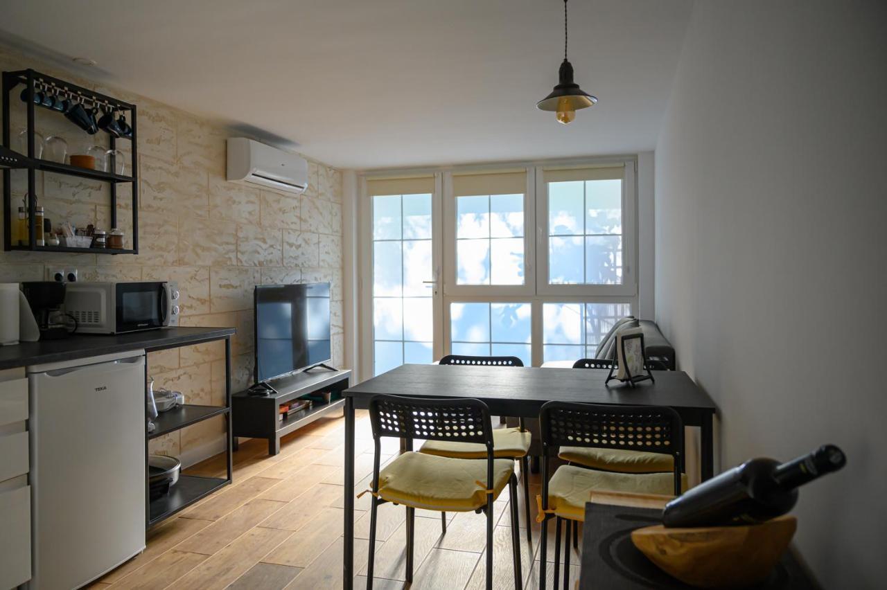Suite Duplex Con Terraza Independiente Brunete Buitenkant foto